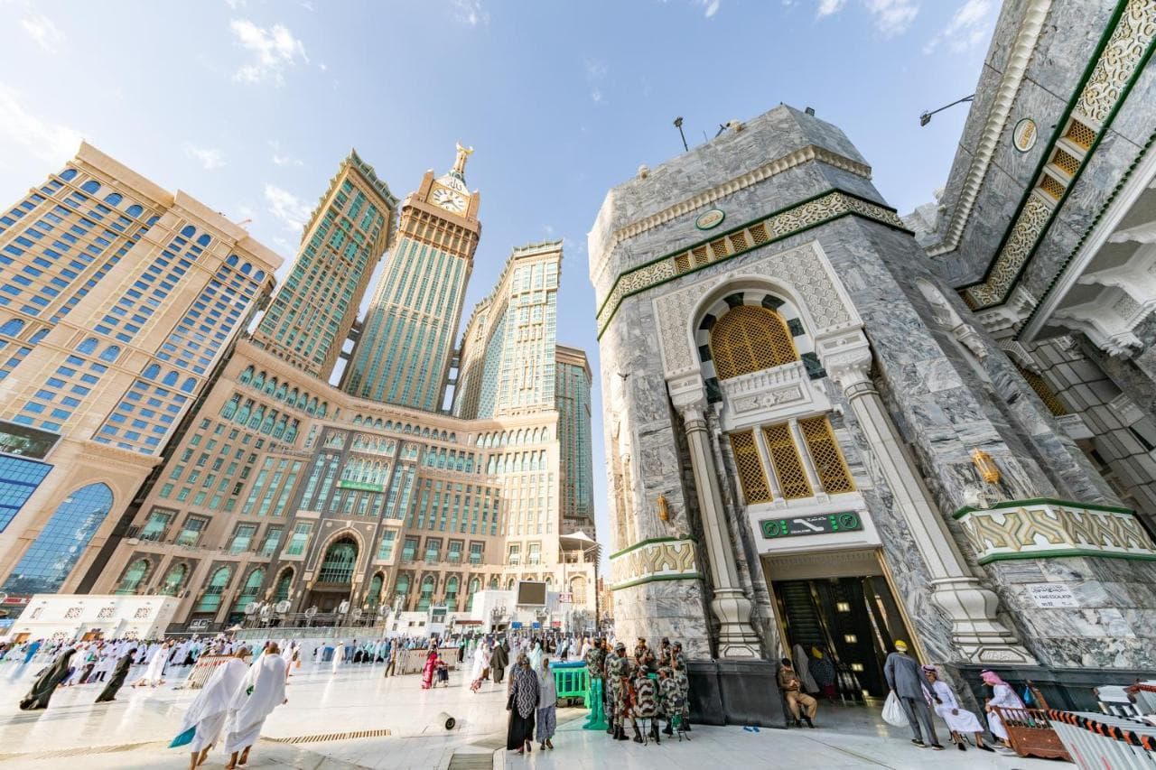 De Luxe Vip Paket 1   (Al Marwa Rayhan by Rotana Hotel - Sofitel ) 15
