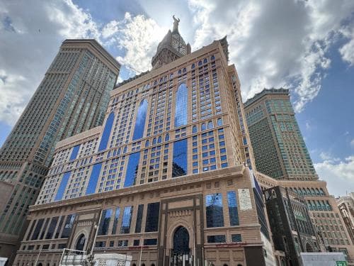 De Luxe Vip Paket 1   (Al Ghufran Safwah Hotel Makkah - Sofitel ) 7